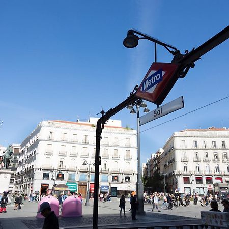 Puerta Del Sol Apartment Madrid Bagian luar foto